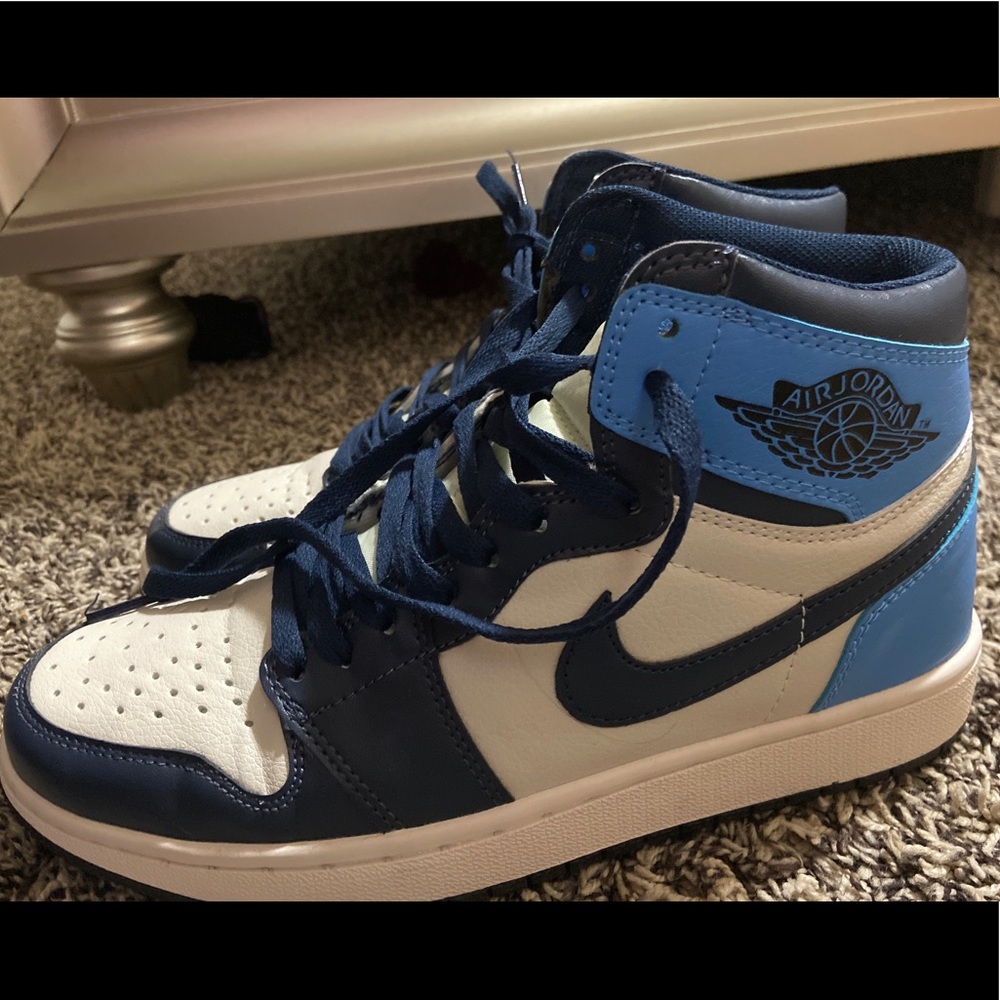 Nike Obsidians